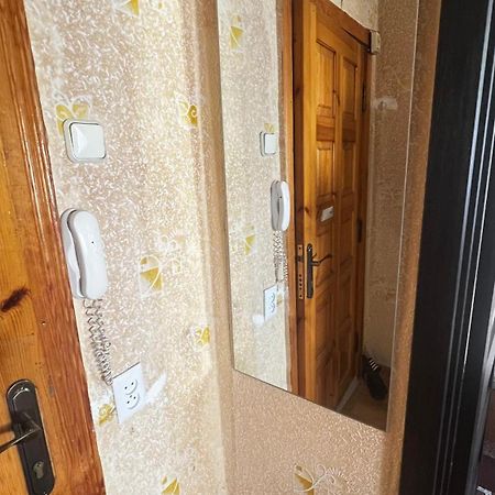 Apartment On Bukovinska 罗夫诺 外观 照片