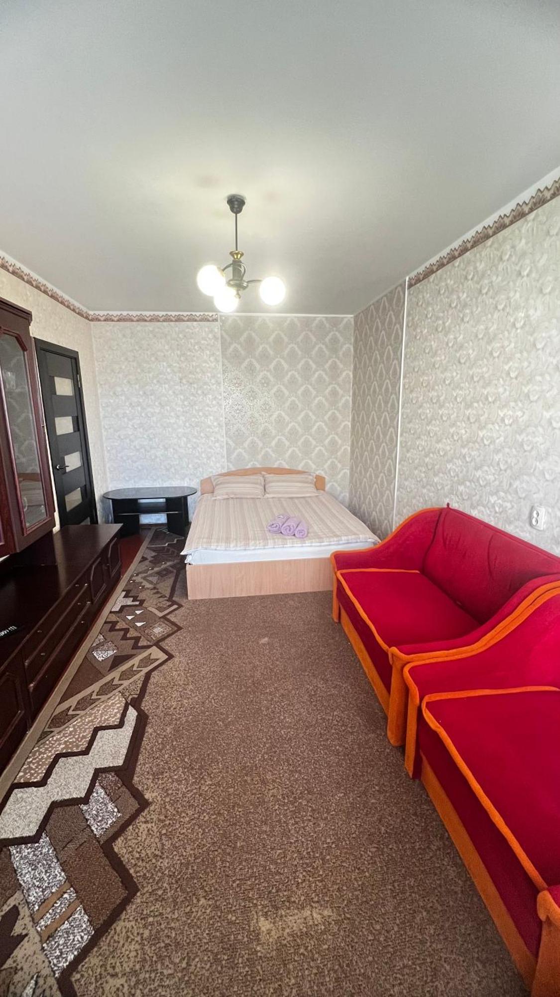 Apartment On Bukovinska 罗夫诺 外观 照片